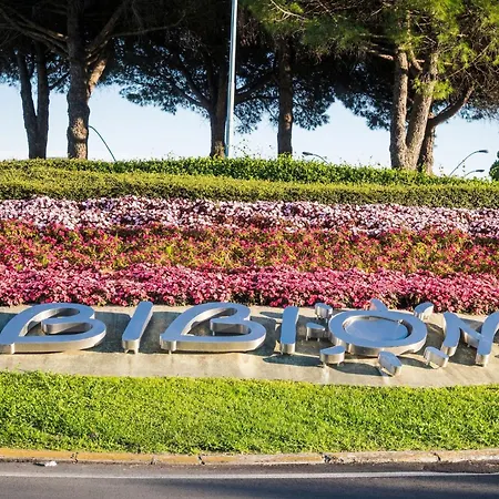 Family Flat In A With 3 Pools-beahost Bibione