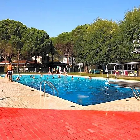 Family Flat In A With 3 Pools-beahost Bibione