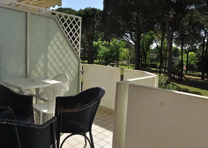 Family Flat In A With 3 Pools-beahost * Bibione